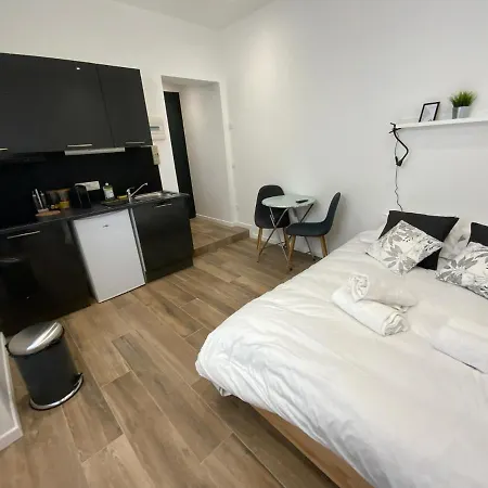Studio - Wifi - Ultra Centre Apartment